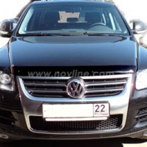 Дефлектор капота темный VW TOUAREG 2003-2010, NLD.SVOTOU0312